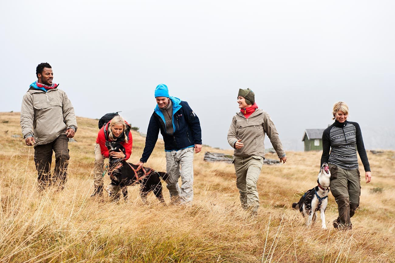 Husky-Hike_outdoor-norway_family-activity